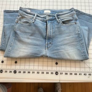 Mother the dazzler ankle jean size 26 light wash
